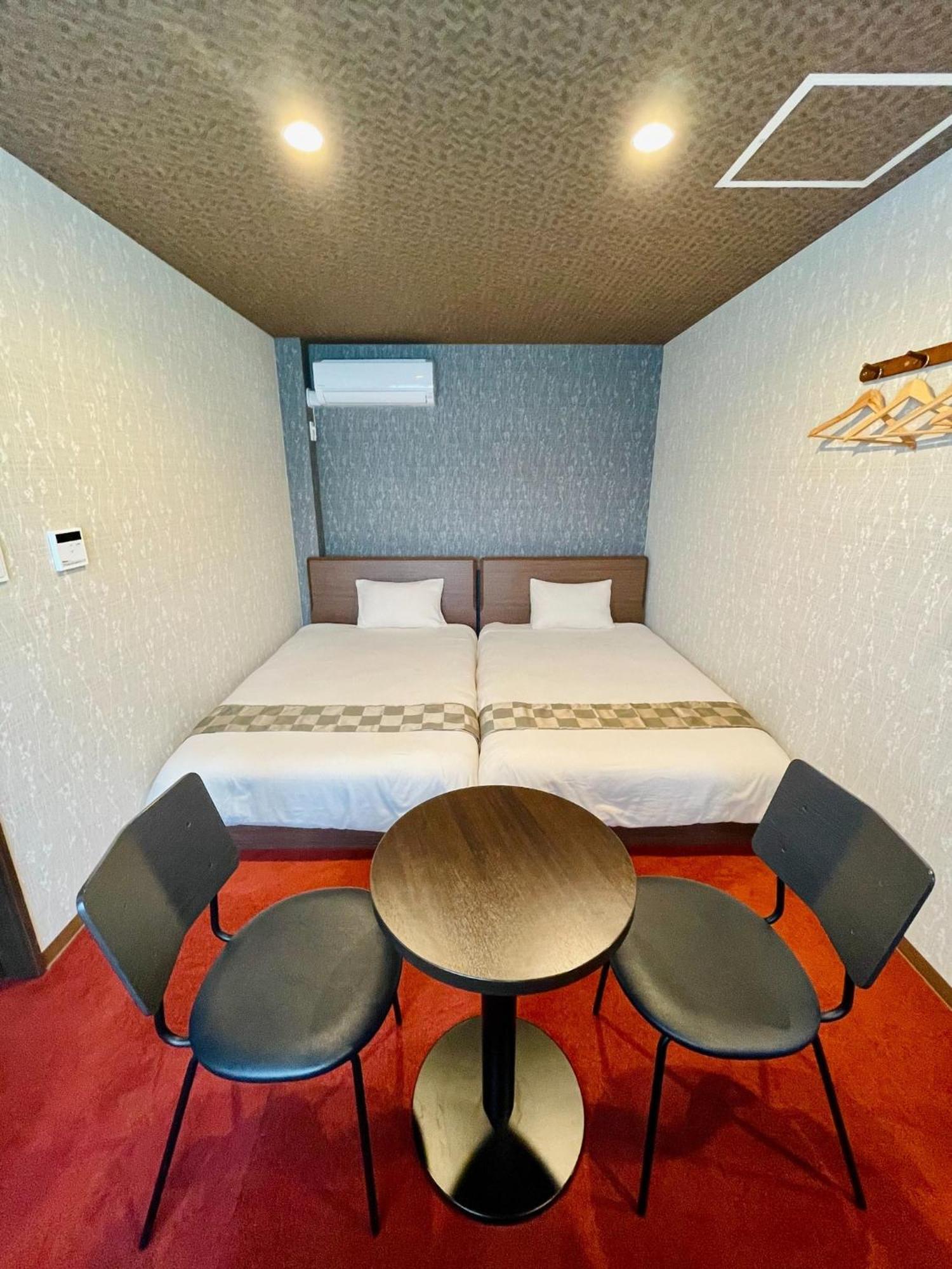 Narita Hotel Kakurega - Vacation Stay 69221V Bagian luar foto